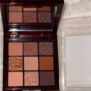Huda Beauty Chocolate Obsessions Eyeshadow Palette